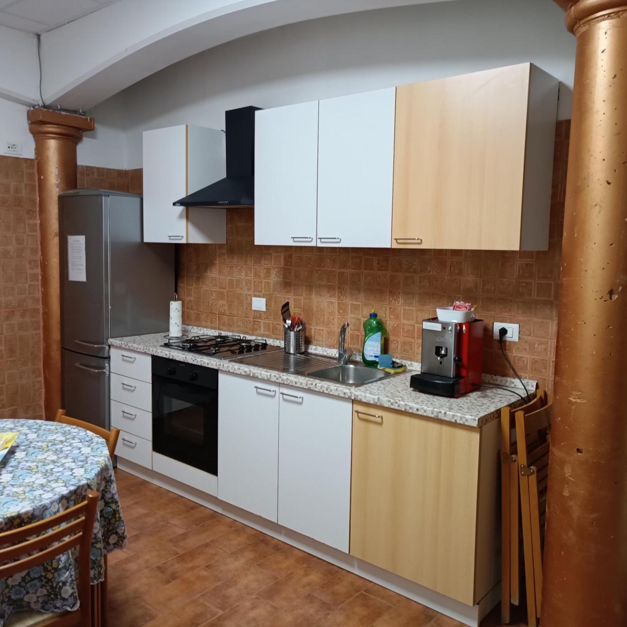 Ca' Le Rose Bed & Breakfast Bagnolo San Vito Exterior photo
