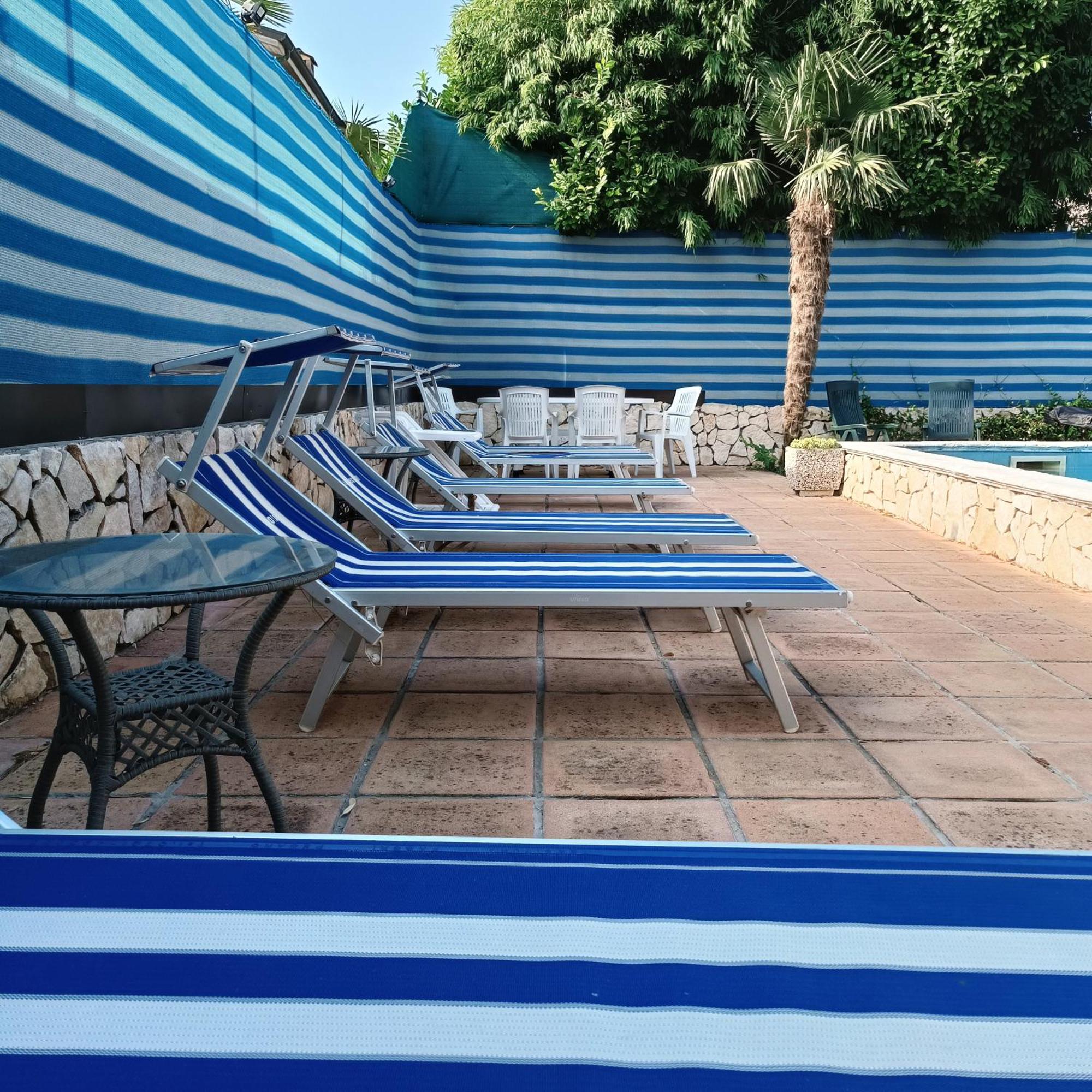 Ca' Le Rose Bed & Breakfast Bagnolo San Vito Exterior photo
